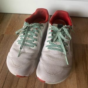 Altra Escalante 3 running shoe